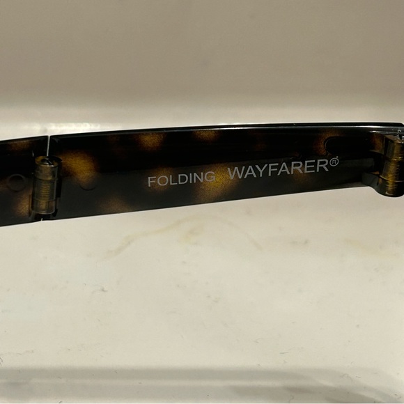 Ray-Ban Wayfarer Folding Classic Sunglasses - Picture 4 of 9